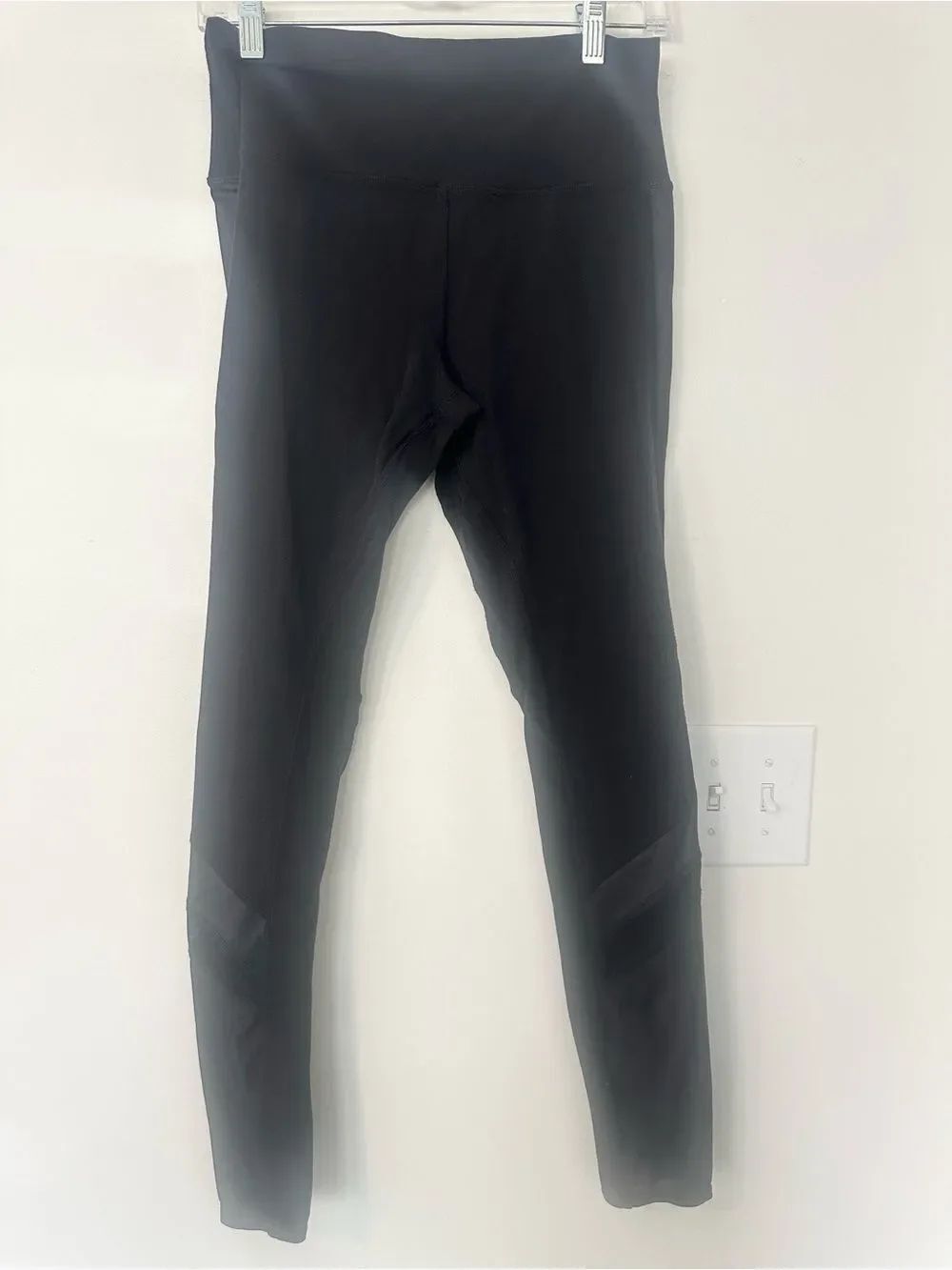 ALO Black Full Length High Rise Leggings L